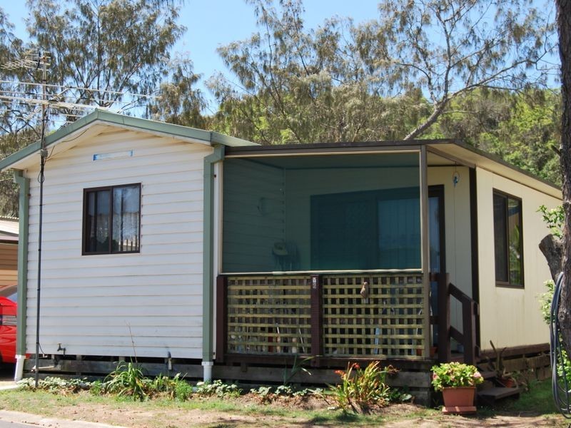 V2 52 WELLINGTON DRIVE (white albatross ), Nambucca Heads NSW 2448