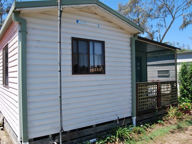 V2 52 WELLINGTON DRIVE (white albatross ), Nambucca Heads NSW 2448