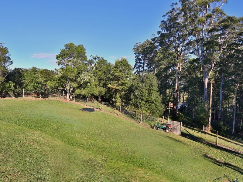 207 Florence Wilmont Drive, Nambucca Heads NSW 2448