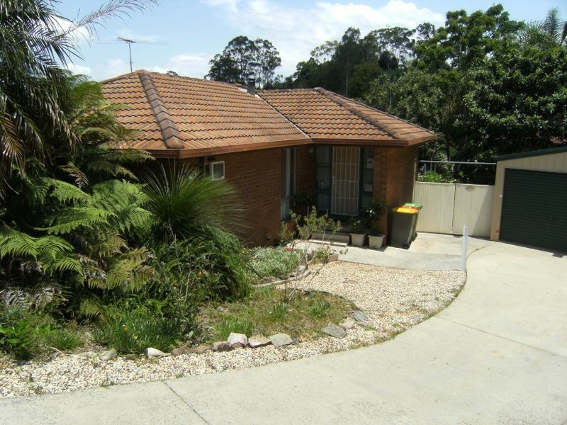 2 Dawkins Cl, Macksville NSW 2447