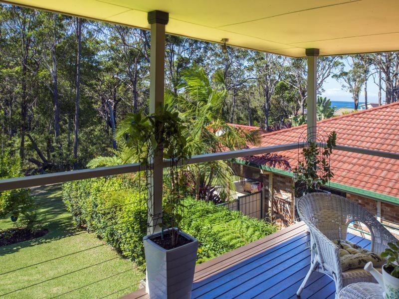 93 Ocean View Dr, Valla Beach NSW 2448