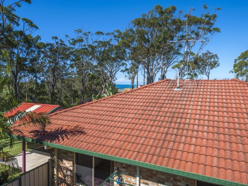 93 Ocean View Dr, Valla Beach NSW 2448