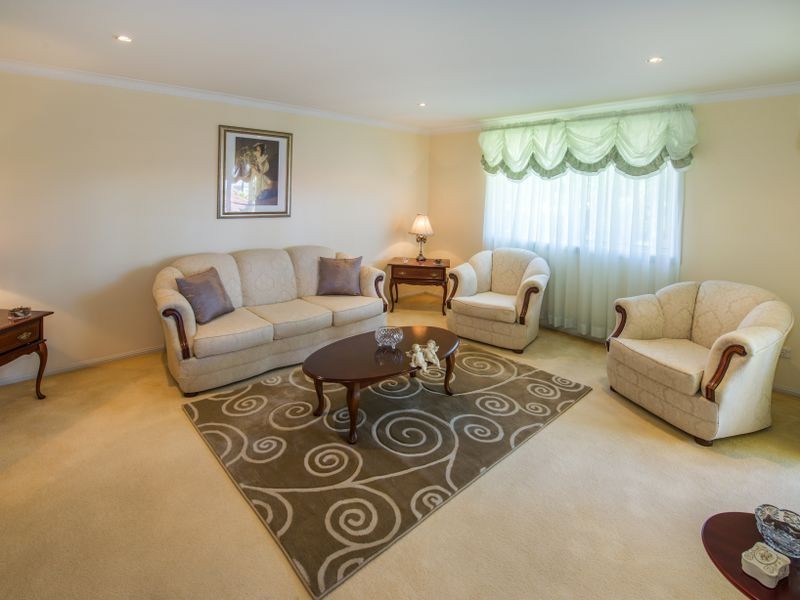 93 Ocean View Dr, Valla Beach NSW 2448