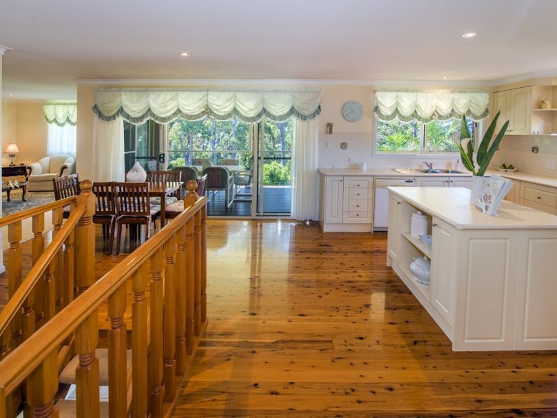 93 Ocean View Dr, Valla Beach NSW 2448