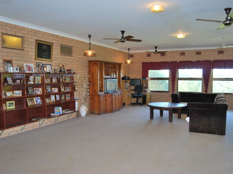 11 Schuppe Drive, Congarinni North NSW 2447