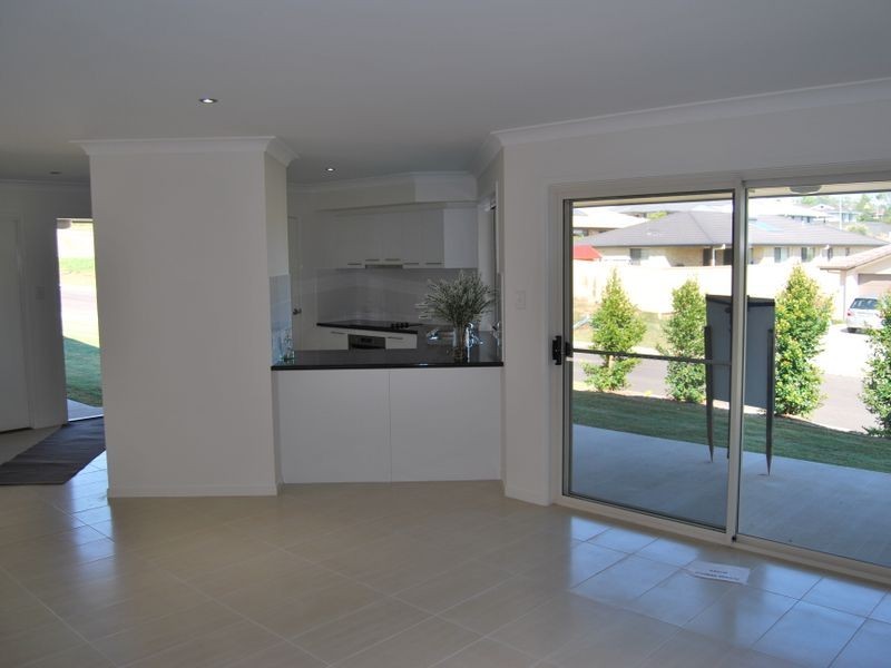 18 Rowe Drive, Macksville NSW 2447