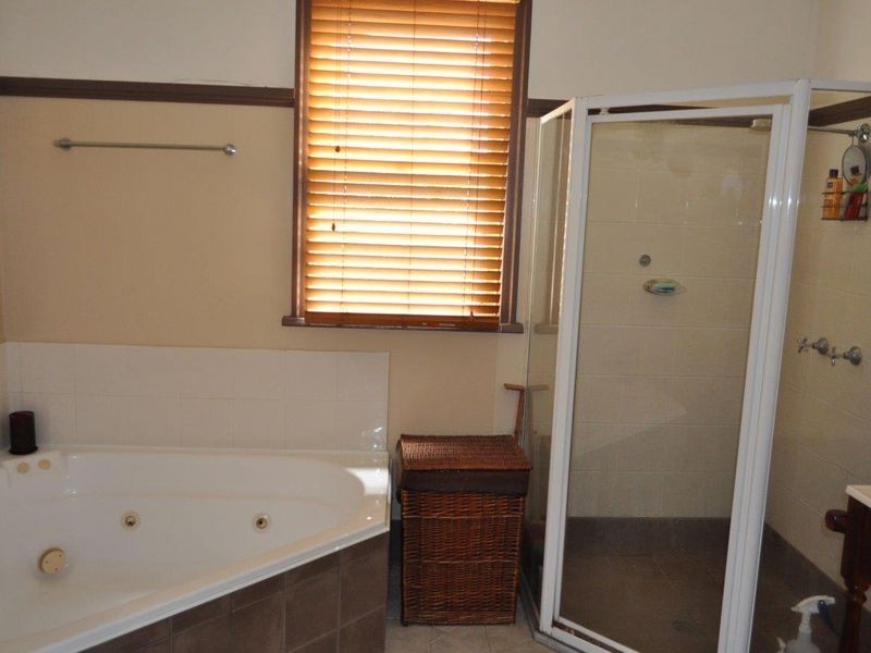 75 East Street, Macksville NSW 2447