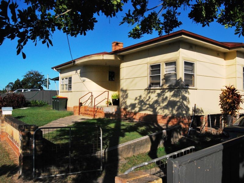 82 Wallace Street, Macksville NSW 2447