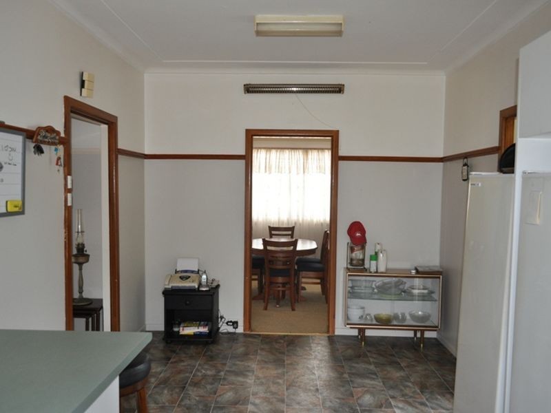 19 Frank St, Macksville NSW 2447