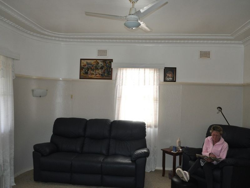 19 Frank St, Macksville NSW 2447