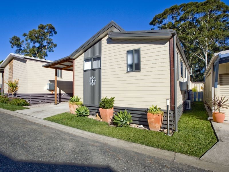 14/2 WATER SIDE PARK PINE CREEK WAY, Bonville NSW 2441