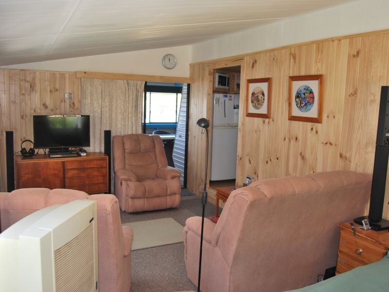 68 PELICAN PARK PACIFIC HIGHWAY, Nambucca Heads NSW 2448