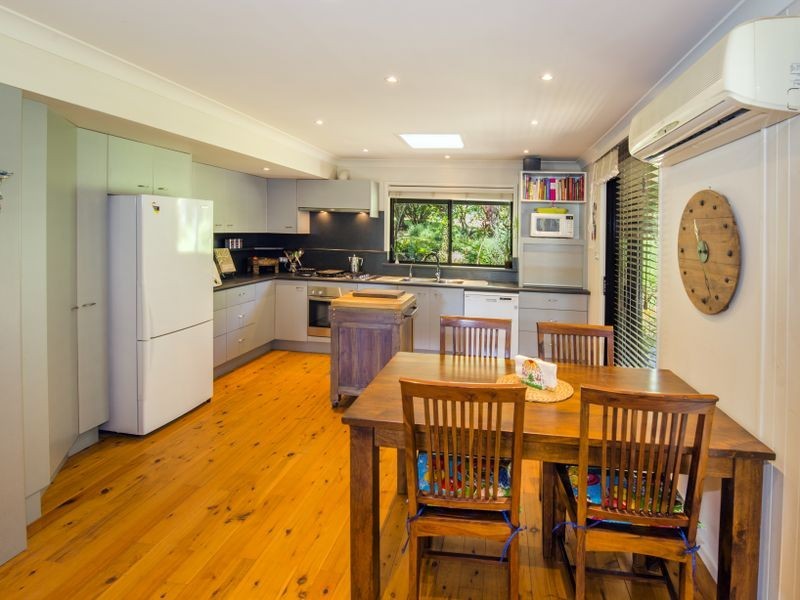 208 Mitchells Rd, Valla NSW 2448