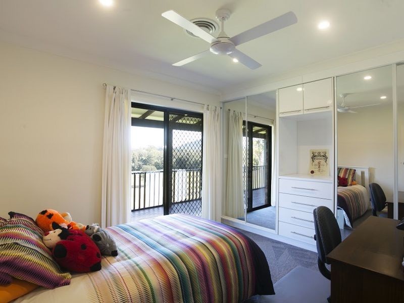 7119 Pacific Highway, Valla NSW 2448