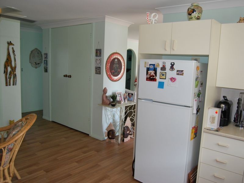 2 Doncaster Pl, Hyland Park NSW 2448