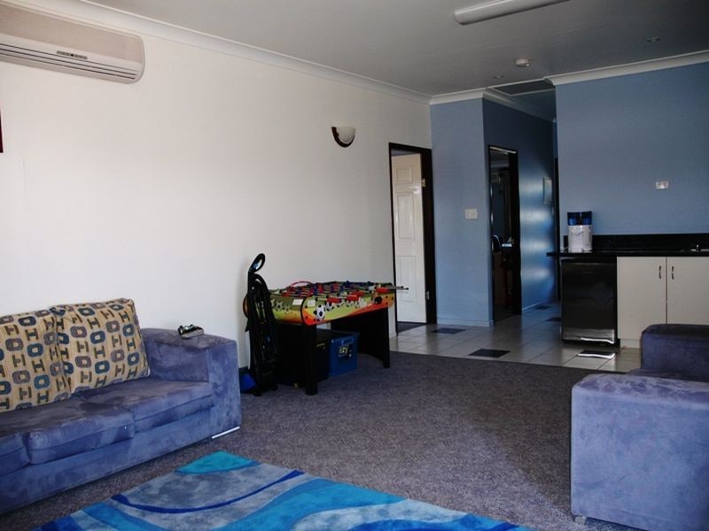 42 Galah street, Longreach QLD 4730