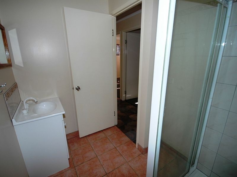 1/148 Eagle Street, Longreach QLD 4730