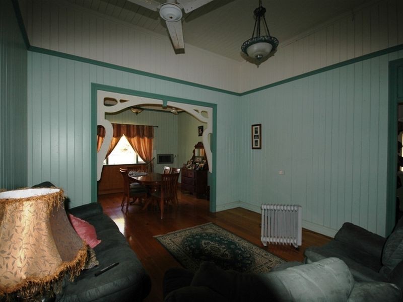 55 Fir Street, Barcaldine QLD 4725