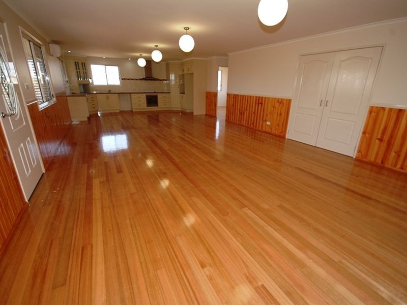 13 Teal street, Longreach QLD 4730