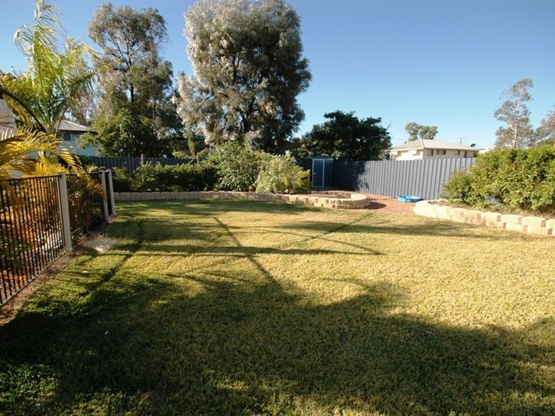 10 Honeyeater court, Longreach QLD 4730