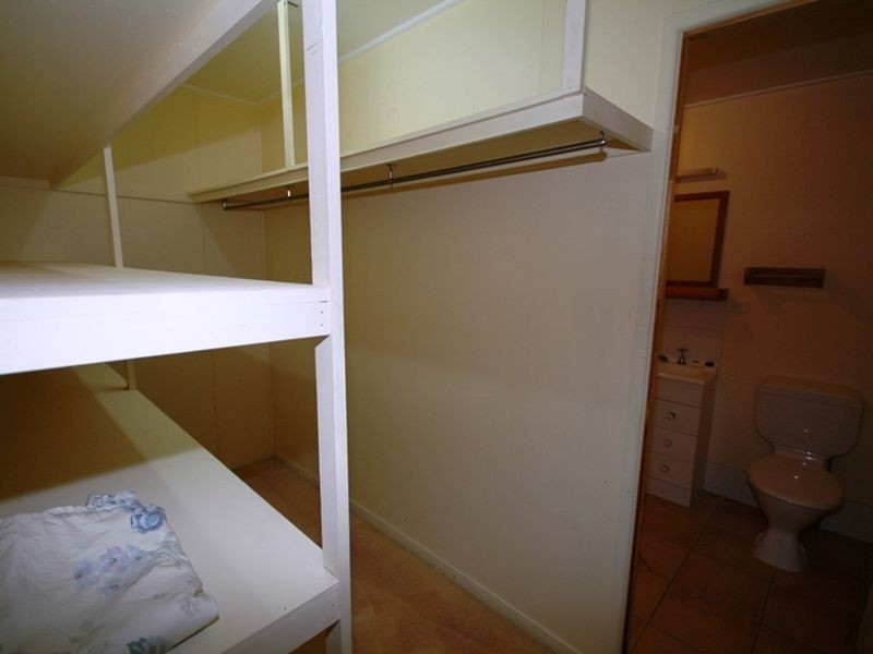 136 Galah Street, Longreach QLD 4730