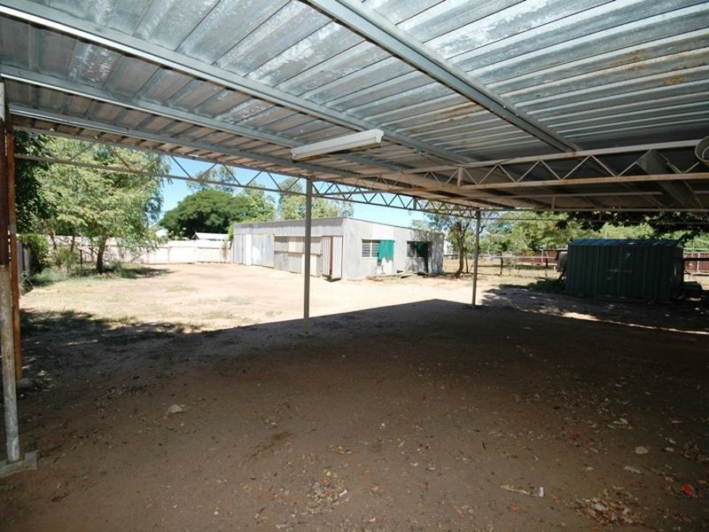 136 Galah Street, Longreach QLD 4730