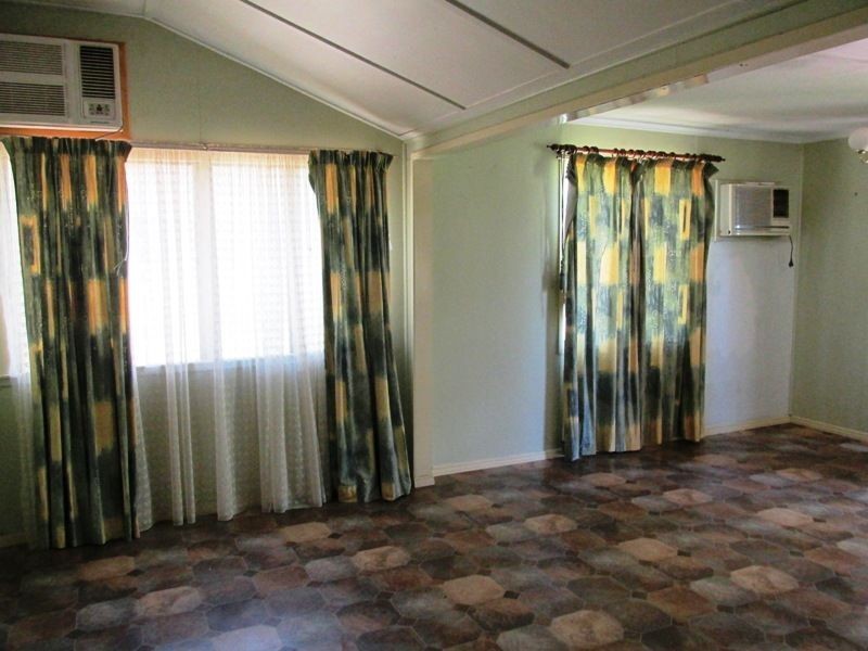 2 Goldston Street, Alpha QLD 4724
