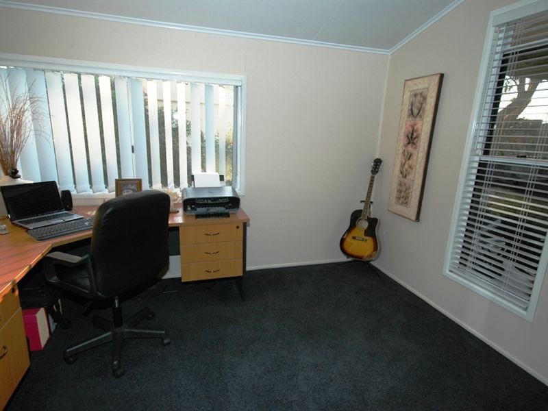 110 Kingfisher street, Longreach QLD 4730