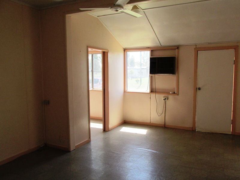 4 Goldston Street, Alpha QLD 4724