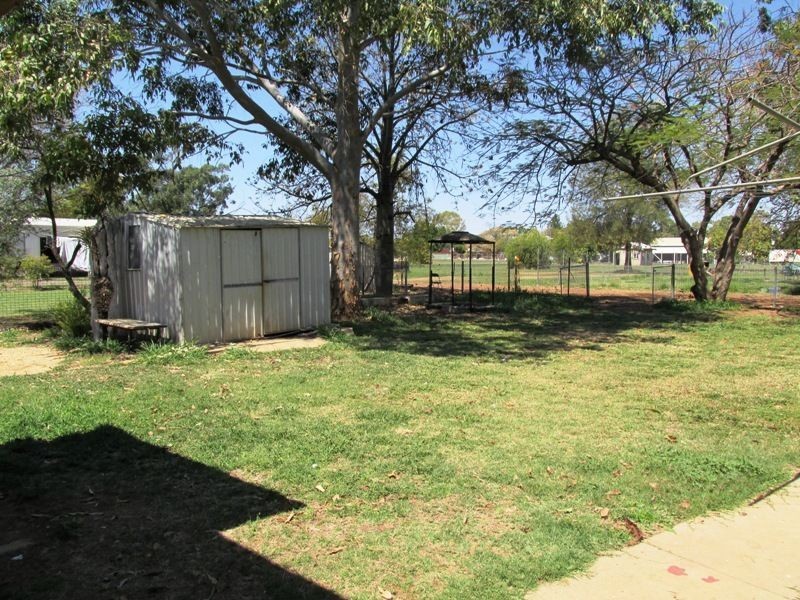 4 Goldston Street, Alpha QLD 4724