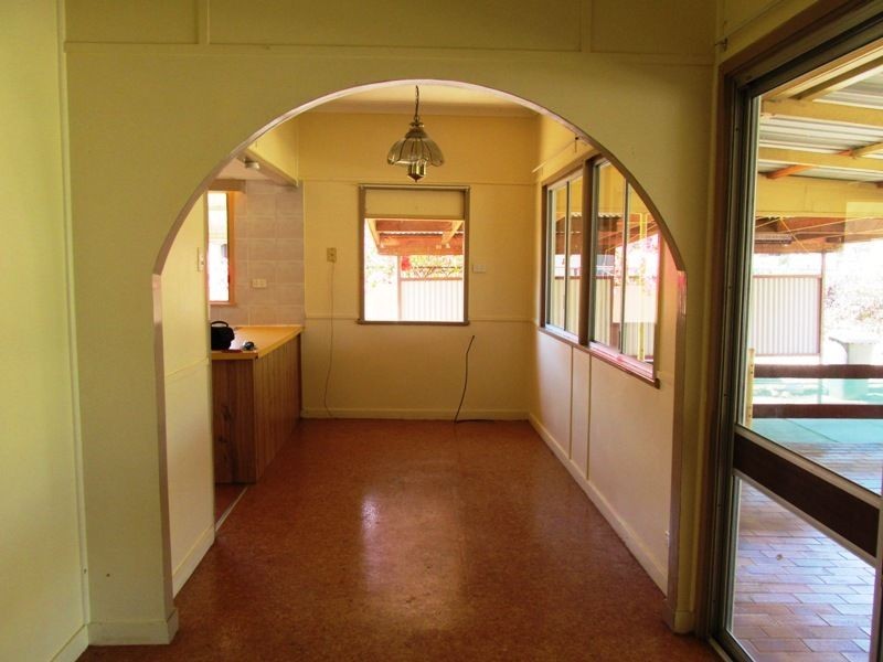 12 Heron Street, Longreach QLD 4730