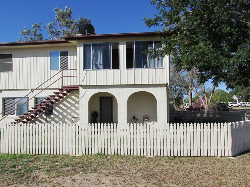 A/179 Ibis Street, Longreach QLD 4730
