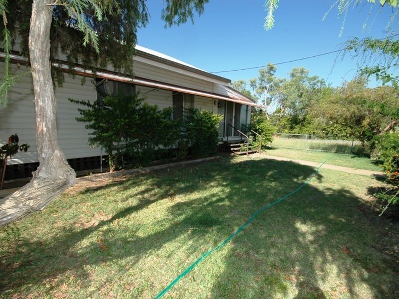 30 Quail street, Longreach QLD 4730