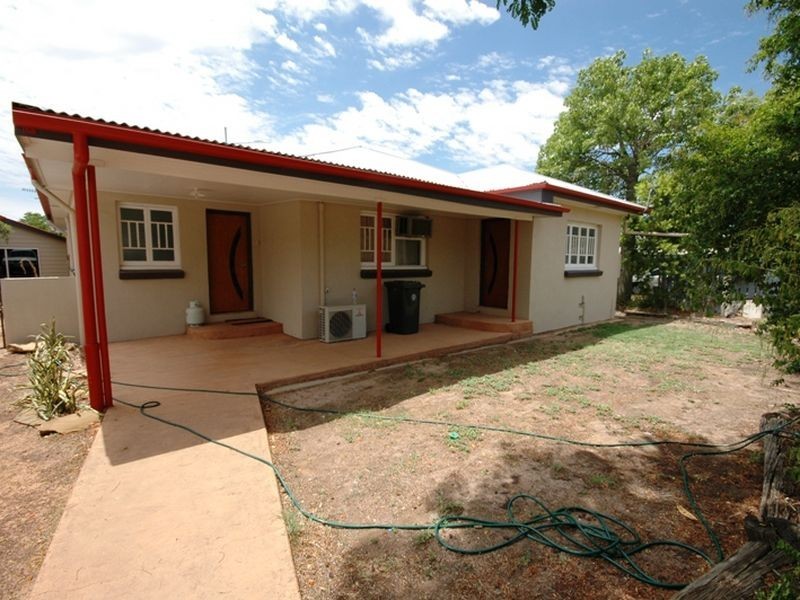156 Galah street, Longreach QLD 4730