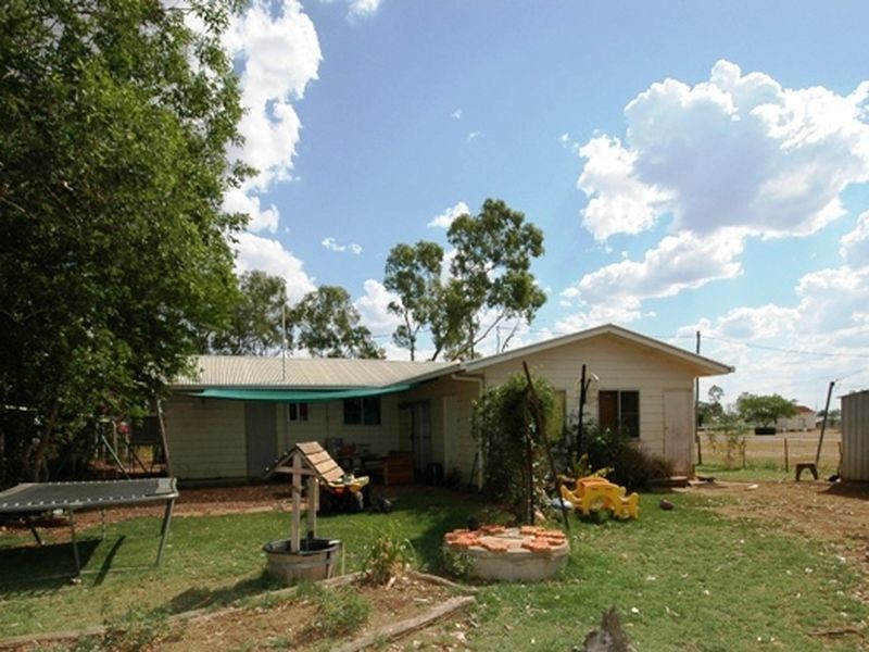 11 Torrs road, Ilfracombe QLD 4727