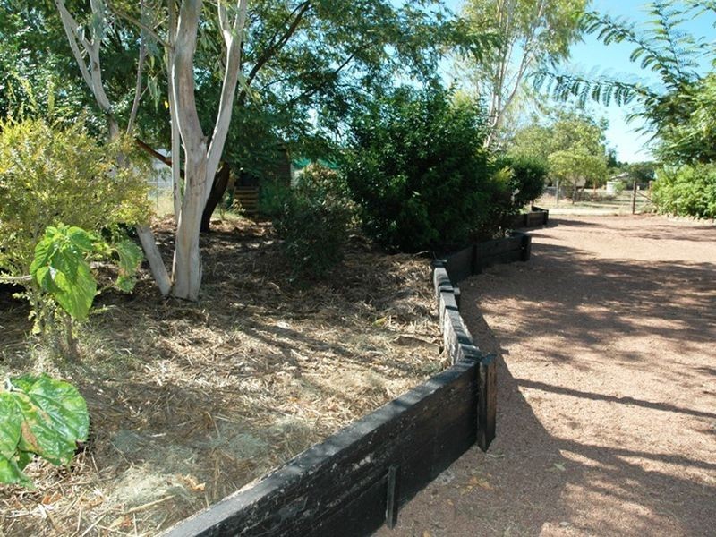 138 Wren street, Longreach QLD 4730