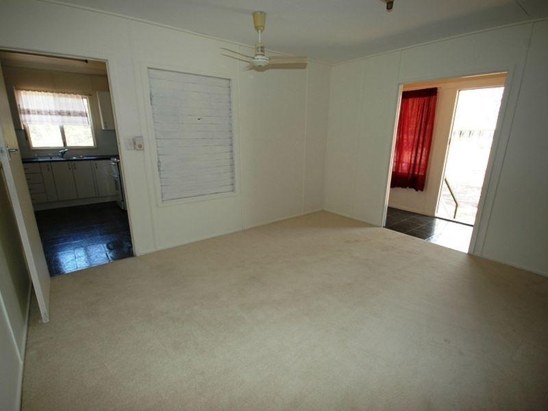 86 Crane street, Longreach QLD 4730