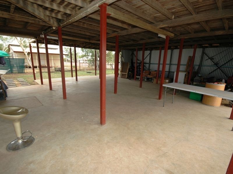 37 Swallow street, Longreach QLD 4730