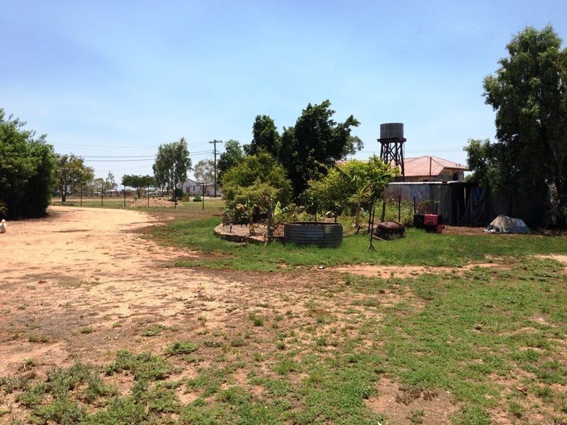 5 Sword street, Muttaburra QLD 4732