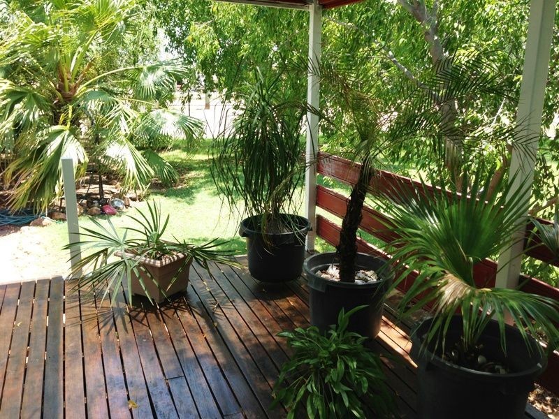 5 Sword street, Muttaburra QLD 4732