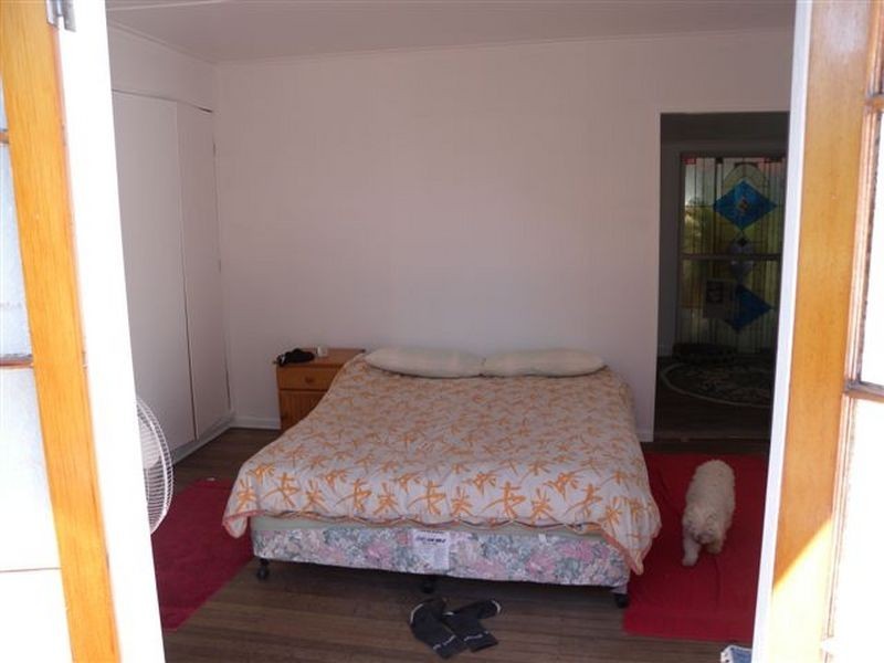 5 Sword street, Muttaburra QLD 4732