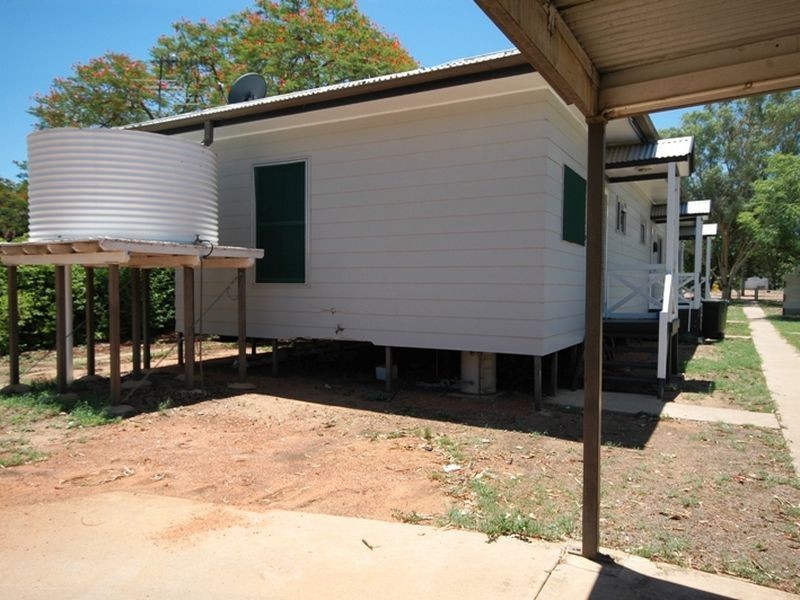 23 Crane street, Longreach QLD 4730