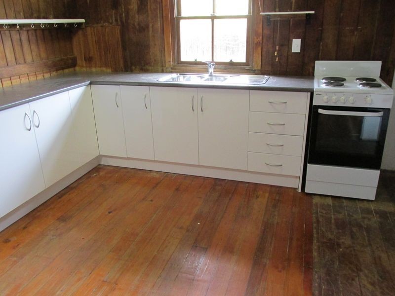 33 Eagle Street, Longreach QLD 4730