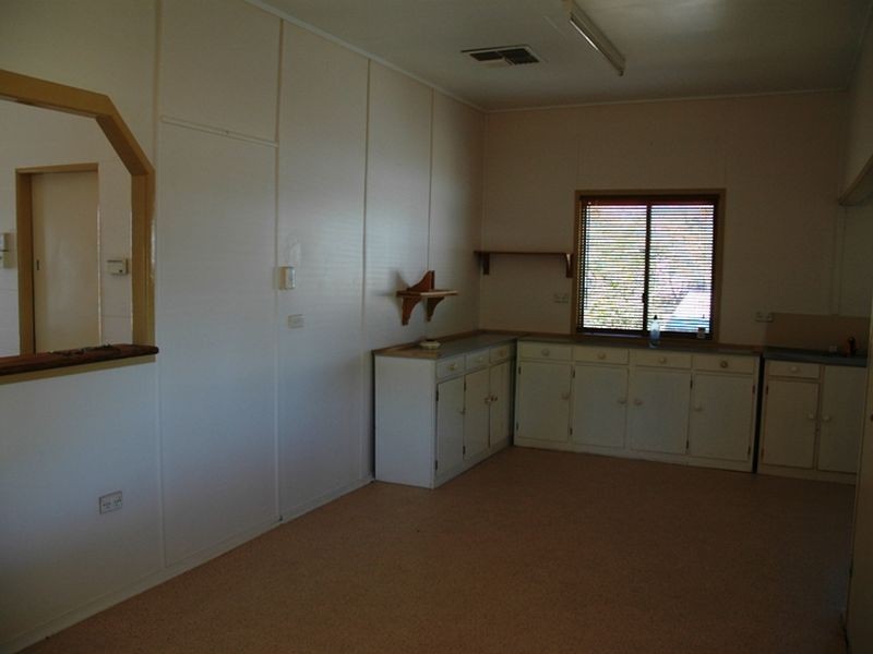 139 Wren street, Longreach QLD 4730