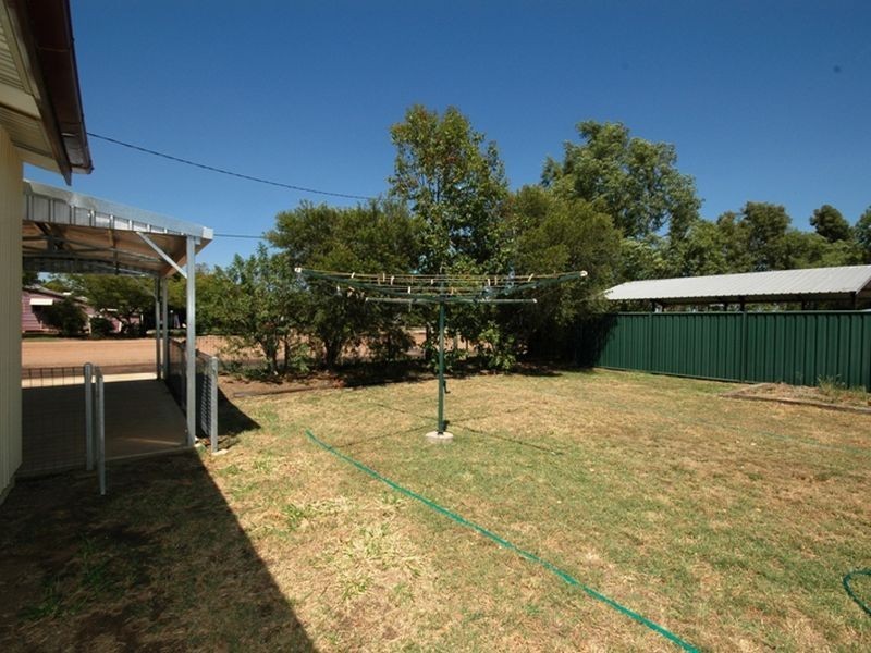 139 Wren street, Longreach QLD 4730