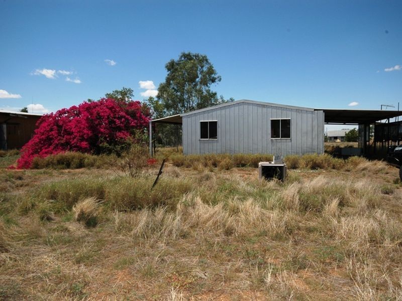 21 Bruford street, Muttaburra QLD 4732