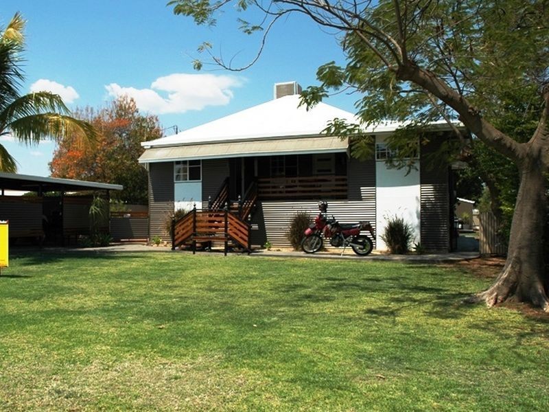 168 Wren Street, Longreach QLD 4730