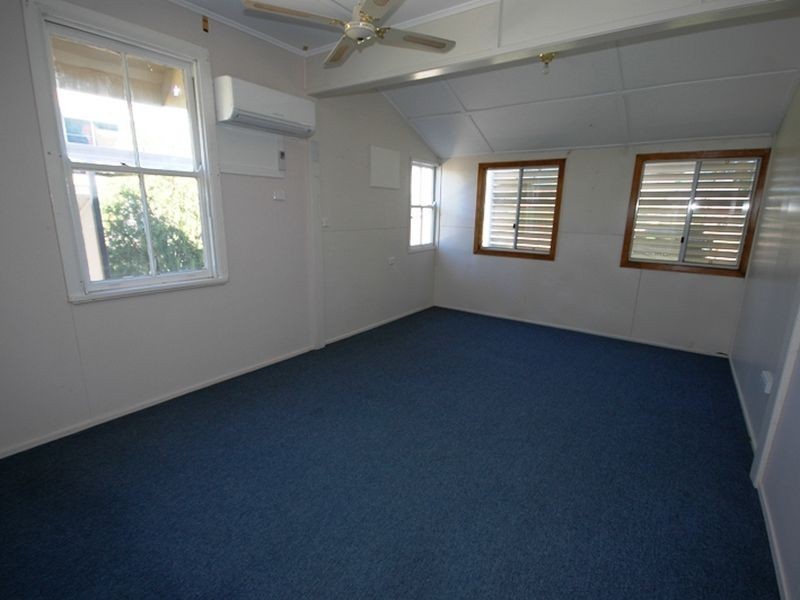82 Eagle street, Longreach QLD 4730