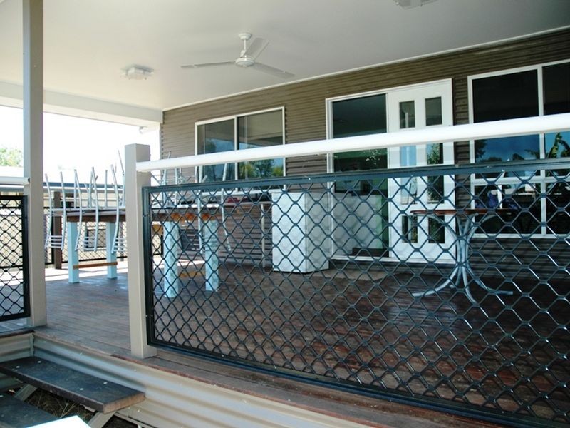 14 Teal street, Longreach QLD 4730