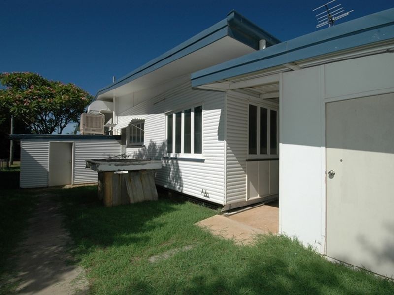48 Quail street, Longreach QLD 4730
